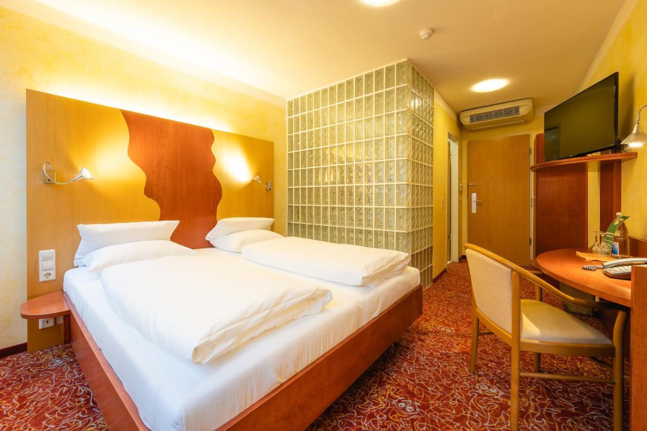 Allvitalis Traumhotel كارلسروه المظهر الخارجي الصورة
