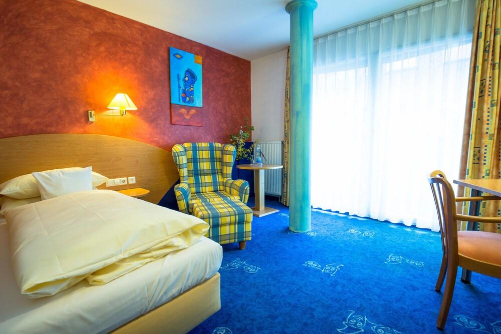 Allvitalis Traumhotel كارلسروه المظهر الخارجي الصورة